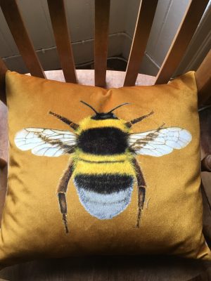 Velvet Chenille Bee Cushion freeshipping - lovescottish
